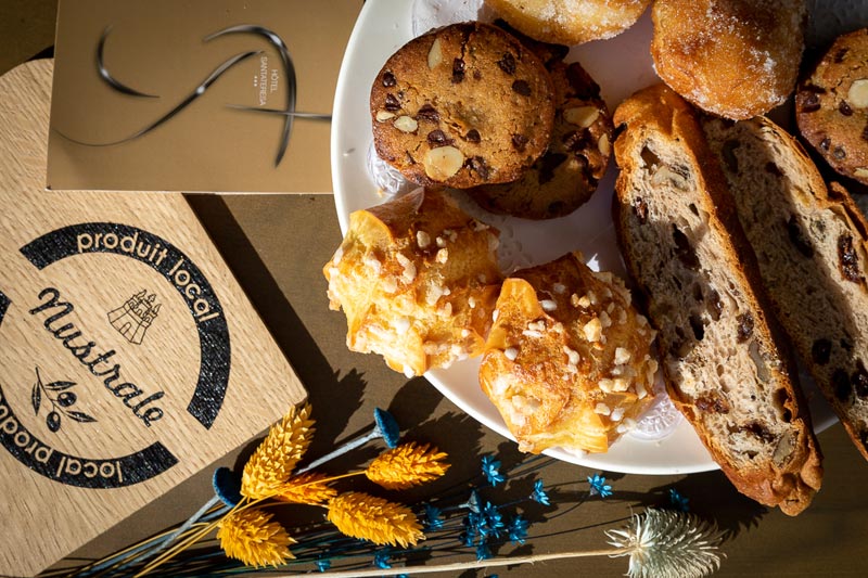 Photographe professionnel spécialisé dans la photographie de produits et d'artisanat en Corse